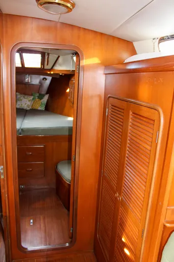 Serene Yacht Photos Pics 