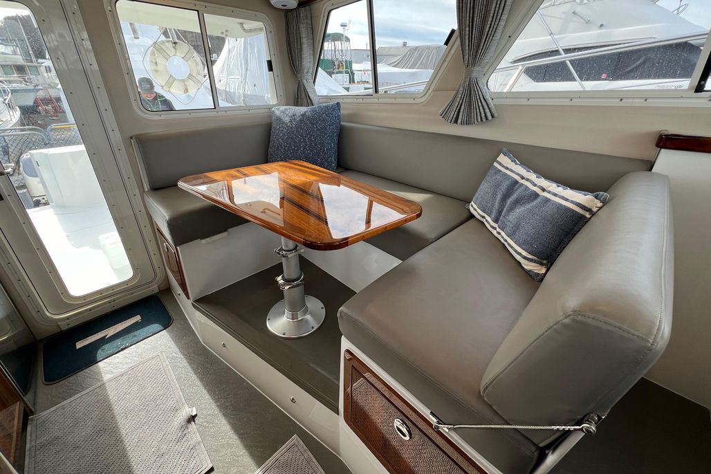 2019 Lindell 38 Sport Fishing for sale YachtWorld