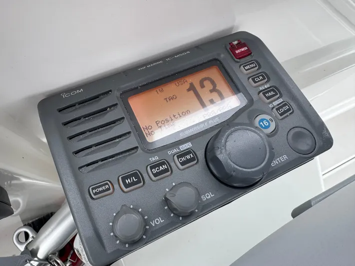 Change Of Pace Yacht Photos Pics Close-up of a marine radio on a 2008 Back Cove 29 Hardback boat.