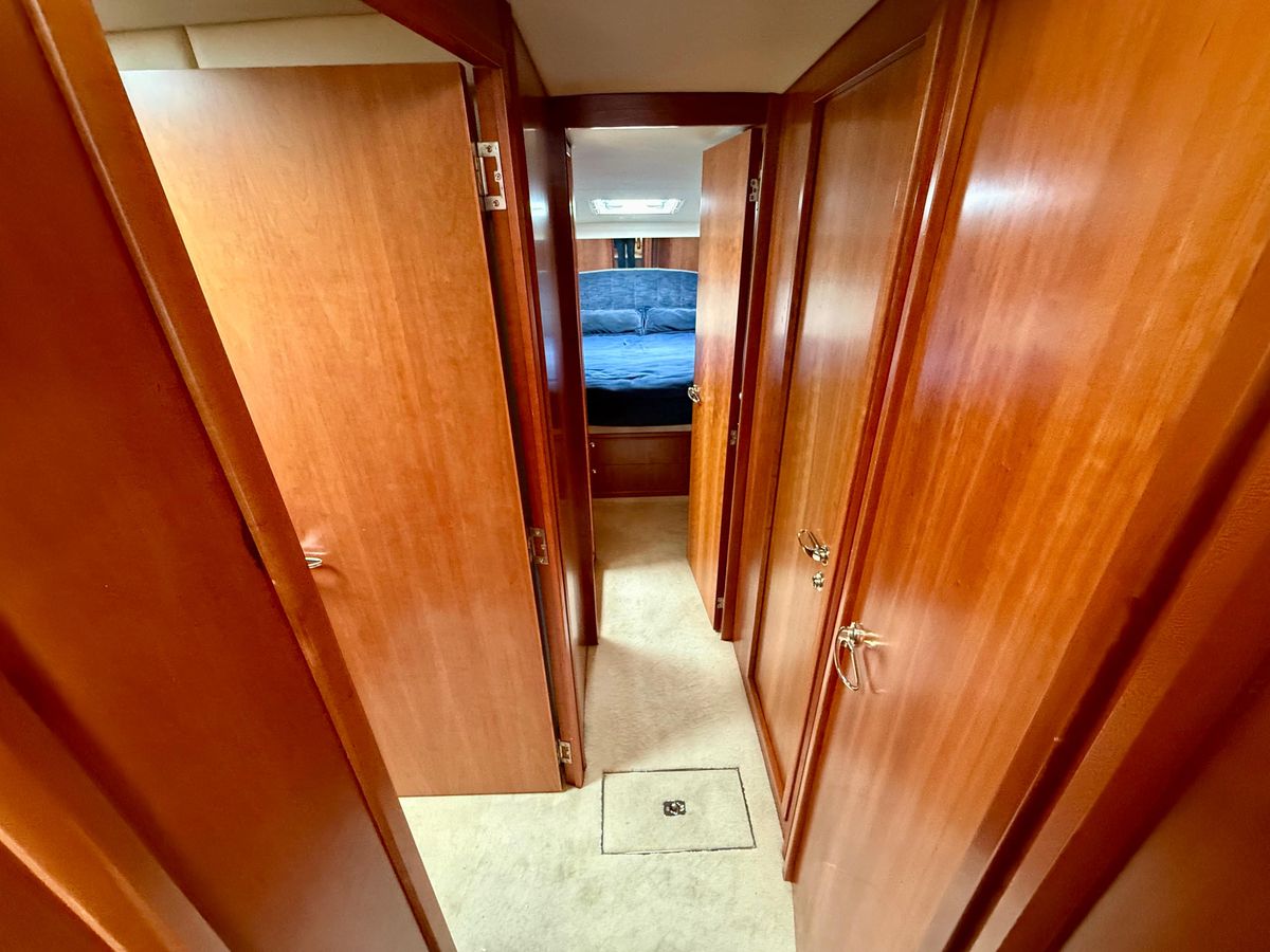 2006 Riviera 53 