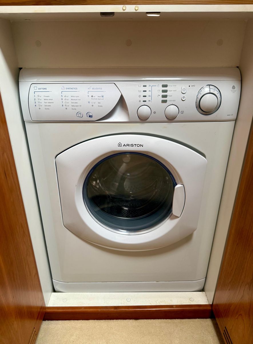 2006 Riviera 53 