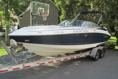 Cruisers Sport Series 298 Bow Rider