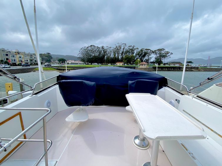 1997-47-sabre-47-aft-cabin