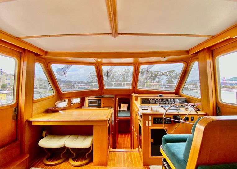 1997-47-sabre-47-aft-cabin