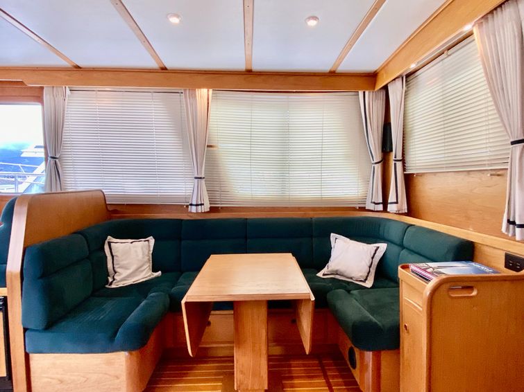 1997-47-sabre-47-aft-cabin
