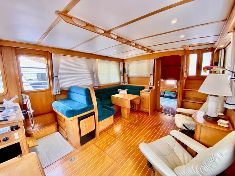 1997-47-sabre-47-aft-cabin