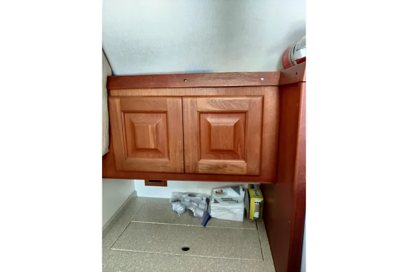  Yacht Photos Pics Wooden cabinet in 1999 Viking 45 Convertible boat interior.