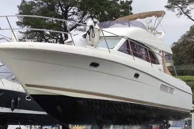 2009 Jeanneau Prestige 36 fly