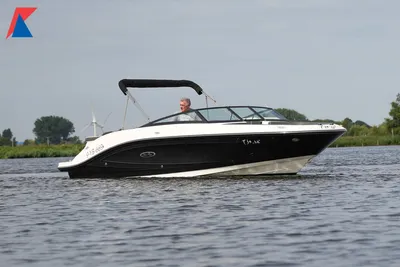 2018 Sea Ray SPX 230