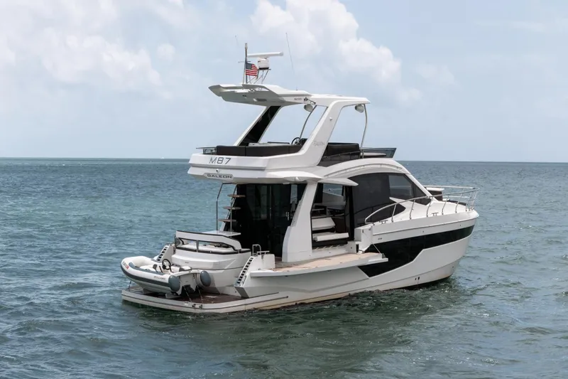  Yacht Photos Pics 2020 Galeon 500 Fly yacht on open water, showcasing sleek design and luxury features.