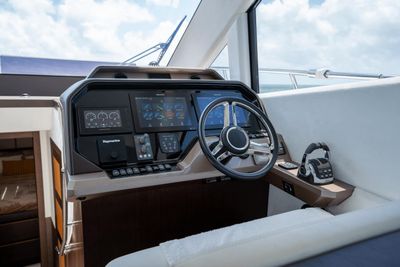 Yacht