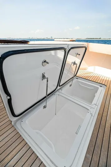 Rachel Anne Yacht Photos Pics 