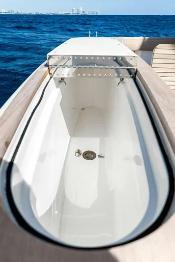 Rachel Anne Yacht Photos Pics 