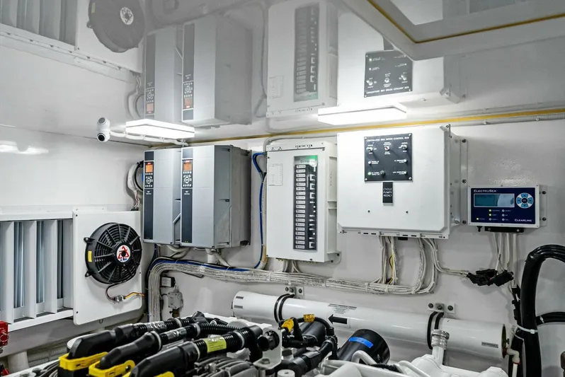 Rachel Anne Yacht Photos Pics 