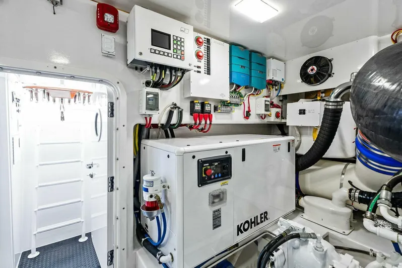 Rachel Anne Yacht Photos Pics 