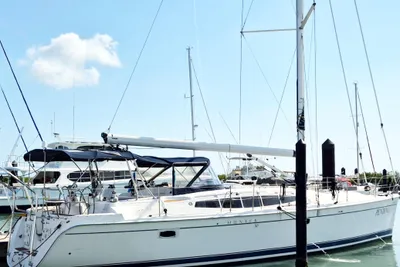 Hunter 50 Aft Cockpit