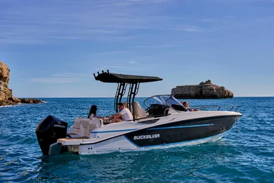 2025 Quicksilver Activ 805 Open