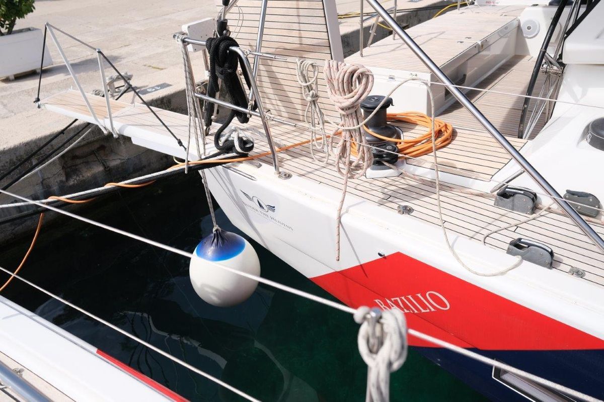 2018 Dufour 56 