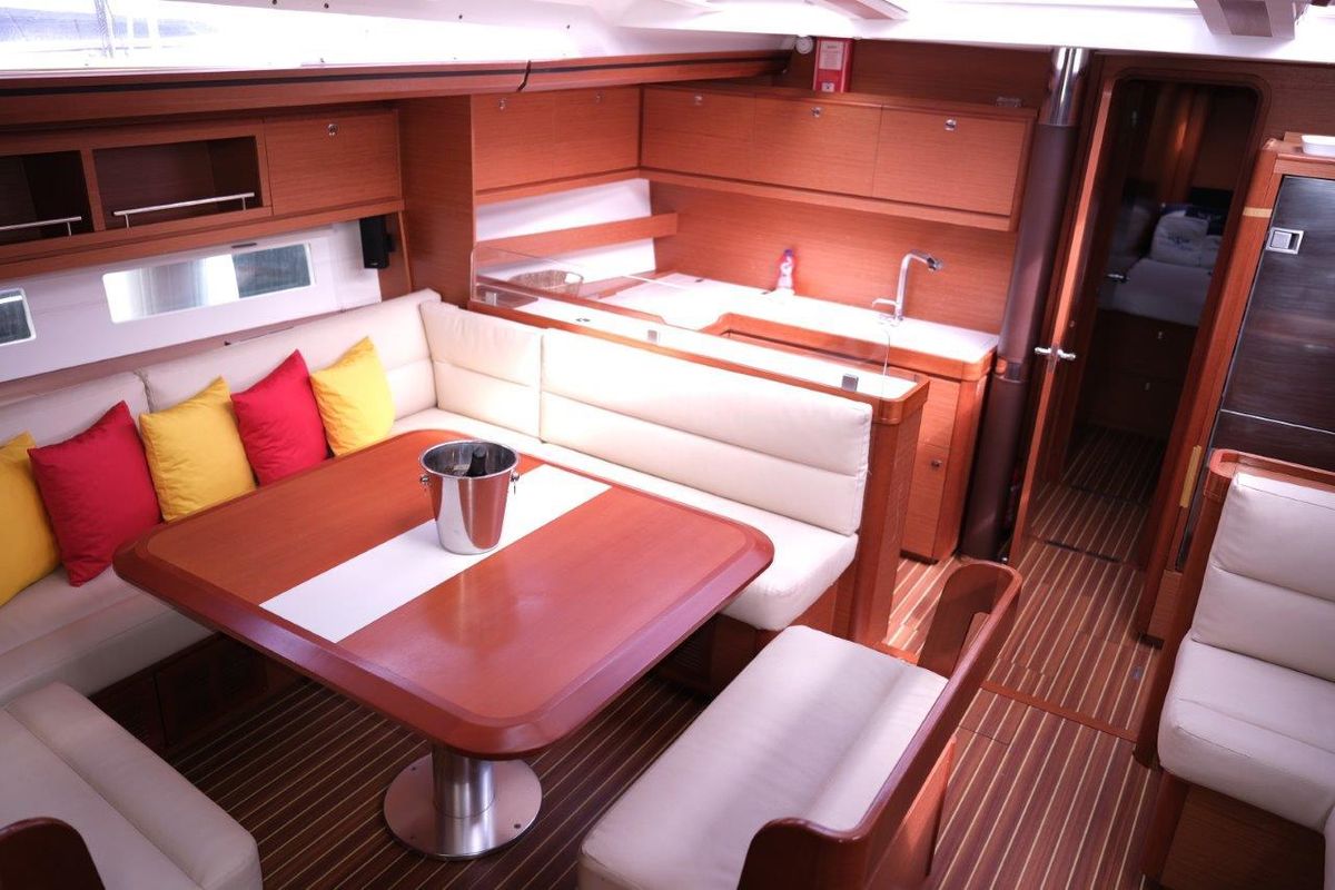 2018 Dufour 56 