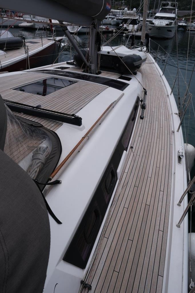 2018 Dufour 56 