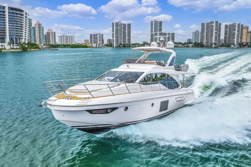 Resilience Yacht Photos Pics 