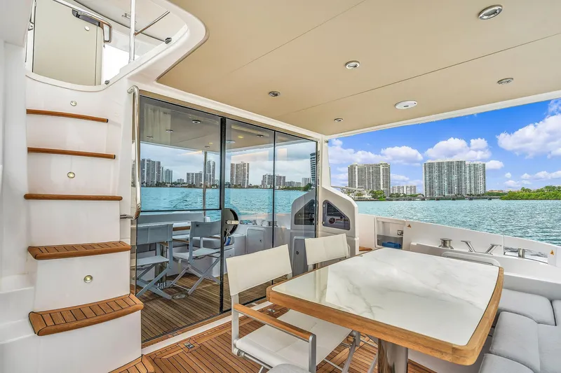 Resilience Yacht Photos Pics 