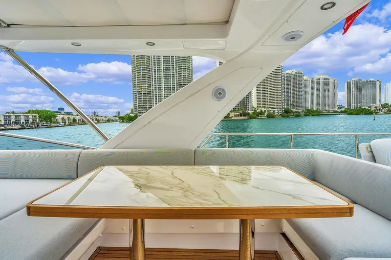 Resilience Yacht Photos Pics 