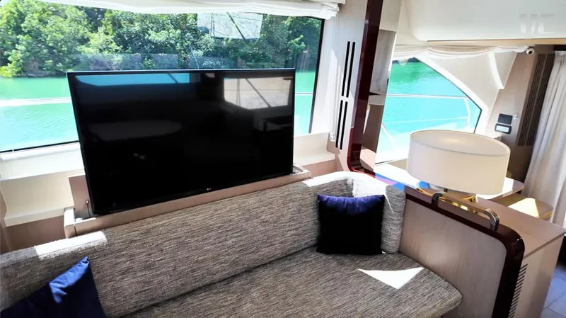 Resilience Yacht Photos Pics 