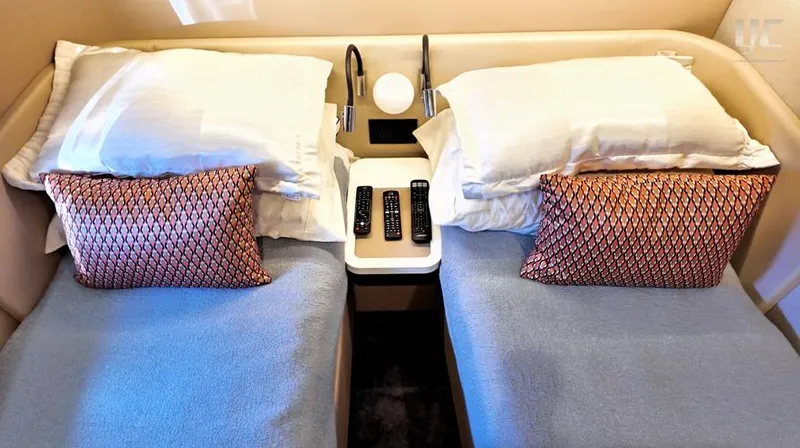 Resilience Yacht Photos Pics 