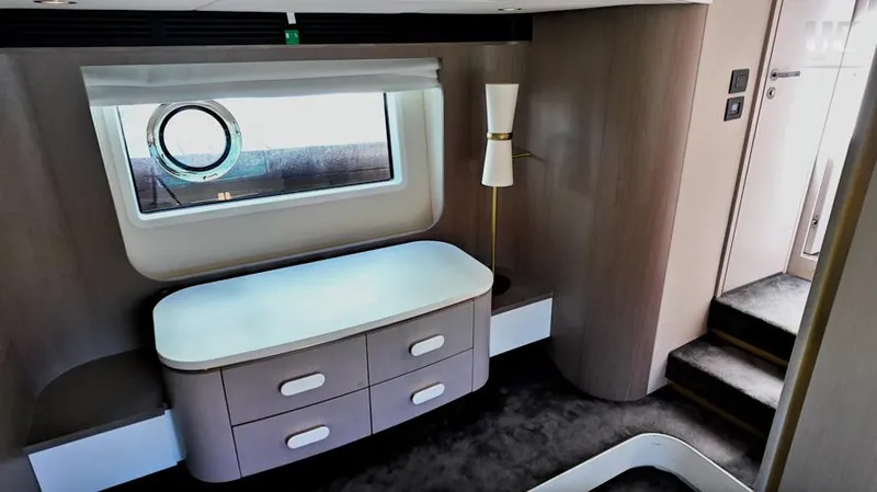 Resilience Yacht Photos Pics 