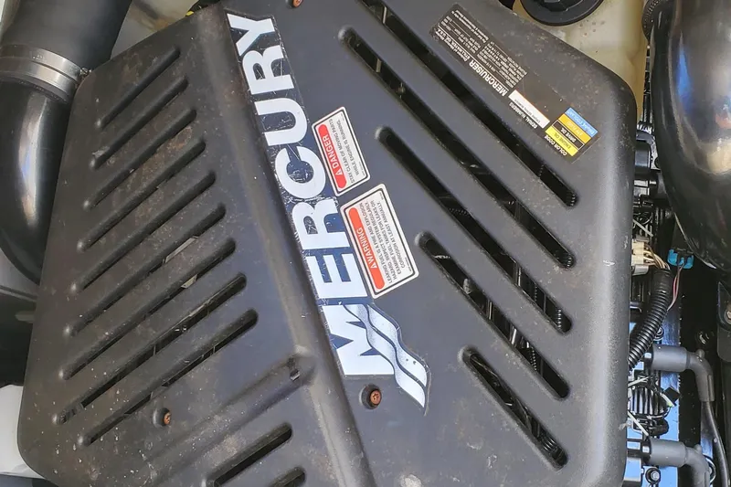  Yacht Photos Pics Mercury engine cover on a 2003 Sea Ray 380 Sundancer boat.