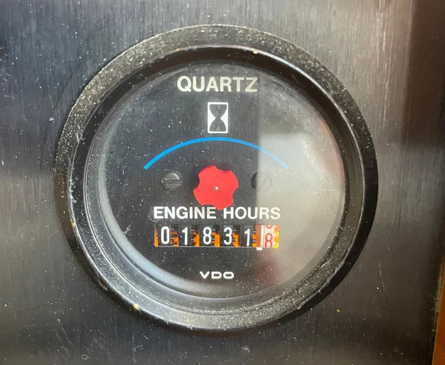 Occtane Yacht Photos Pics Engine hour meter on 1990 Ocean Yachts 44 Super Sport, showing 1831.8 hours.