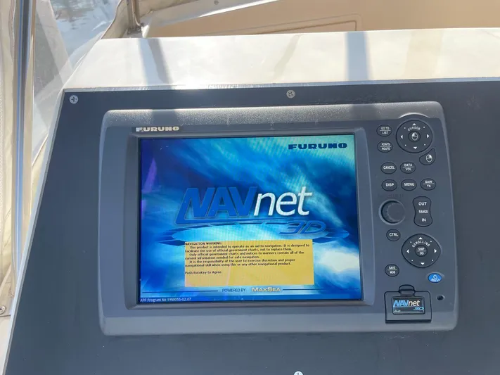 Occtane Yacht Photos Pics Furuno NavNet 3D navigation system on 1990 Ocean Yachts 44 Super Sport.