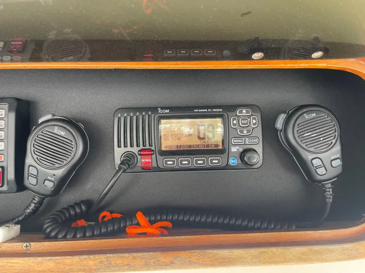 Occtane Yacht Photos Pics VHF marine radio setup on 1990 Ocean Yachts 44 Super Sport boat.