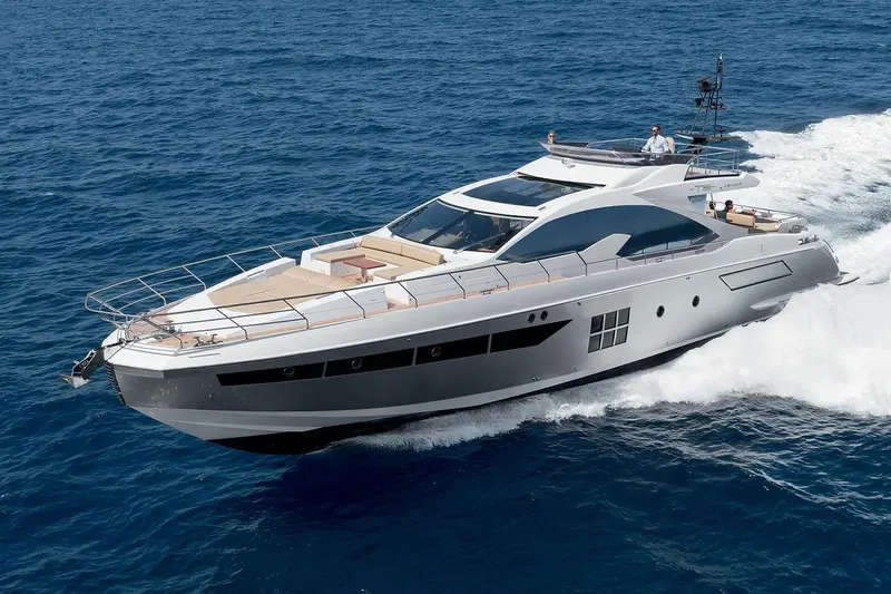  Yacht Photos Pics Luxury 2015 Azimut 77S yacht cruising on open sea.