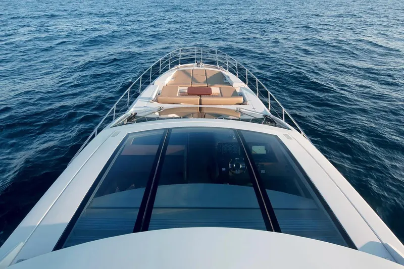  Yacht Photos Pics Luxury Azimut 77S yacht cruising on open sea, 2015 model.