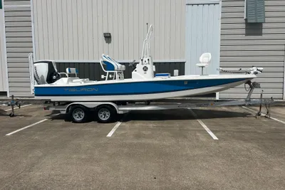 Tiburon ZX25