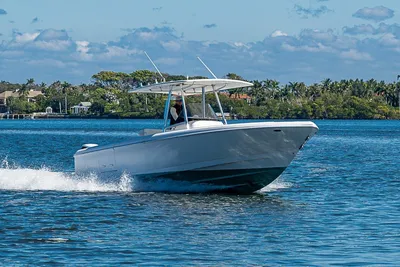 Intrepid 300 Center Console
