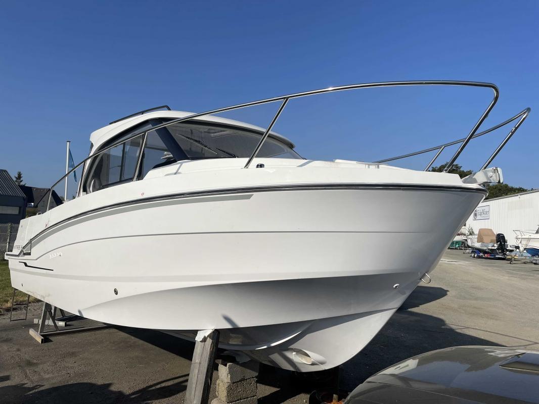 Beneteau antares online 8