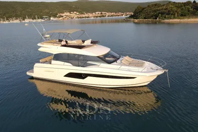 2019 Prestige 520 Fly