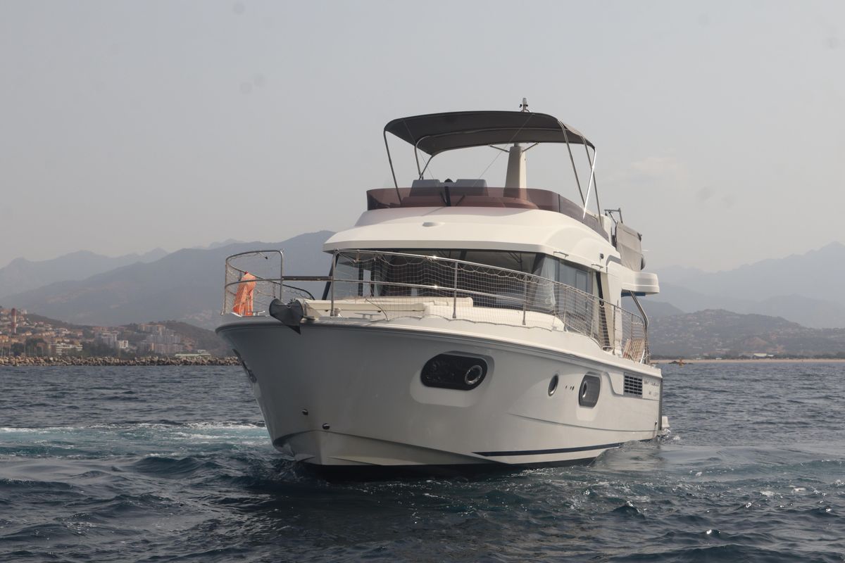 2020 Beneteau 44 