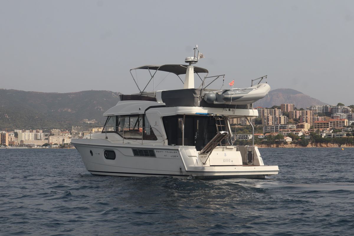 2020 Beneteau 44 