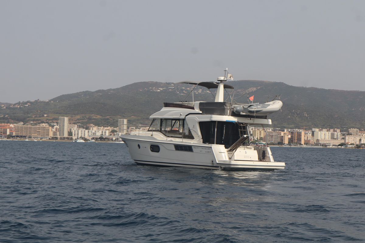 2020 Beneteau 44 