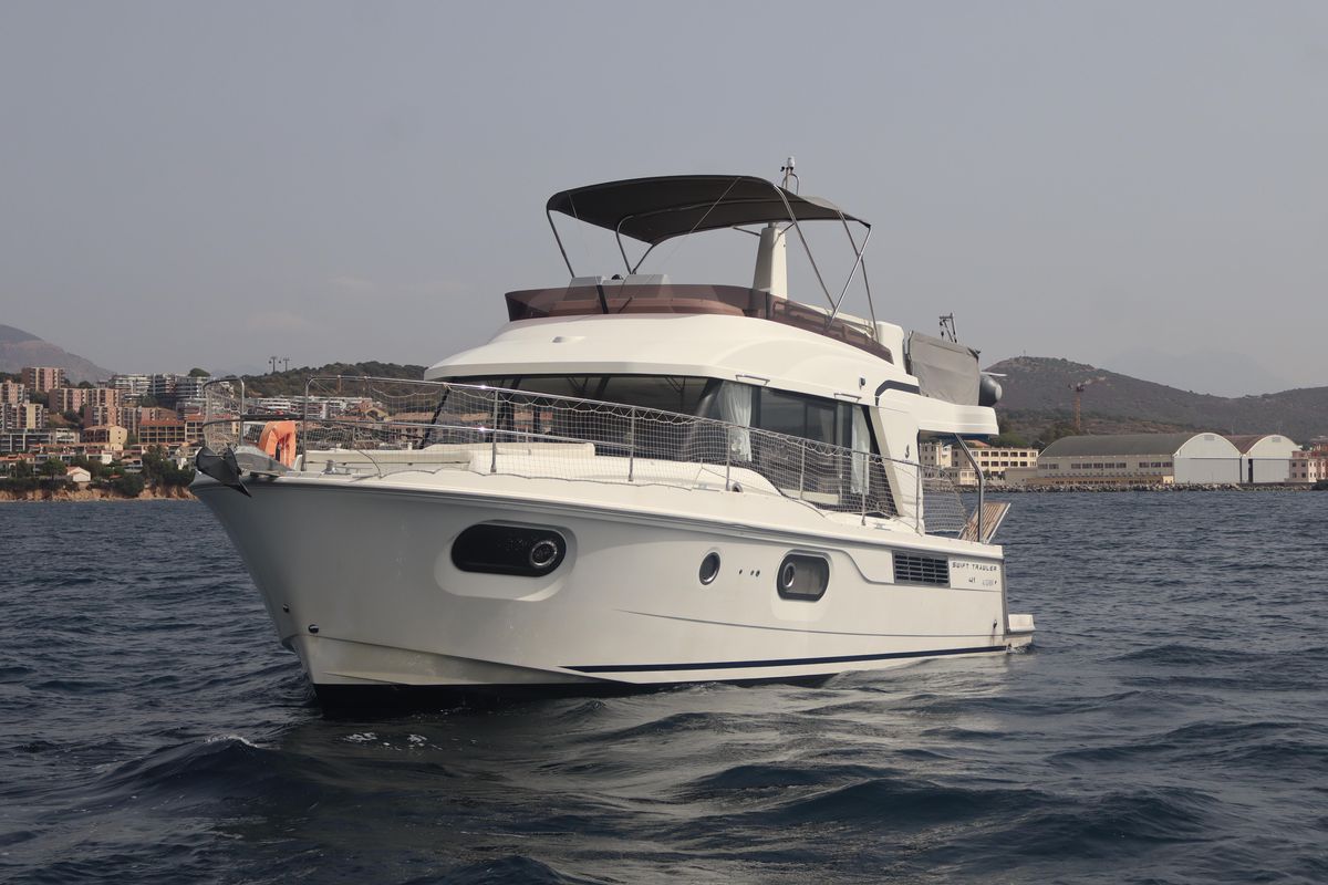 2020 Beneteau 44 