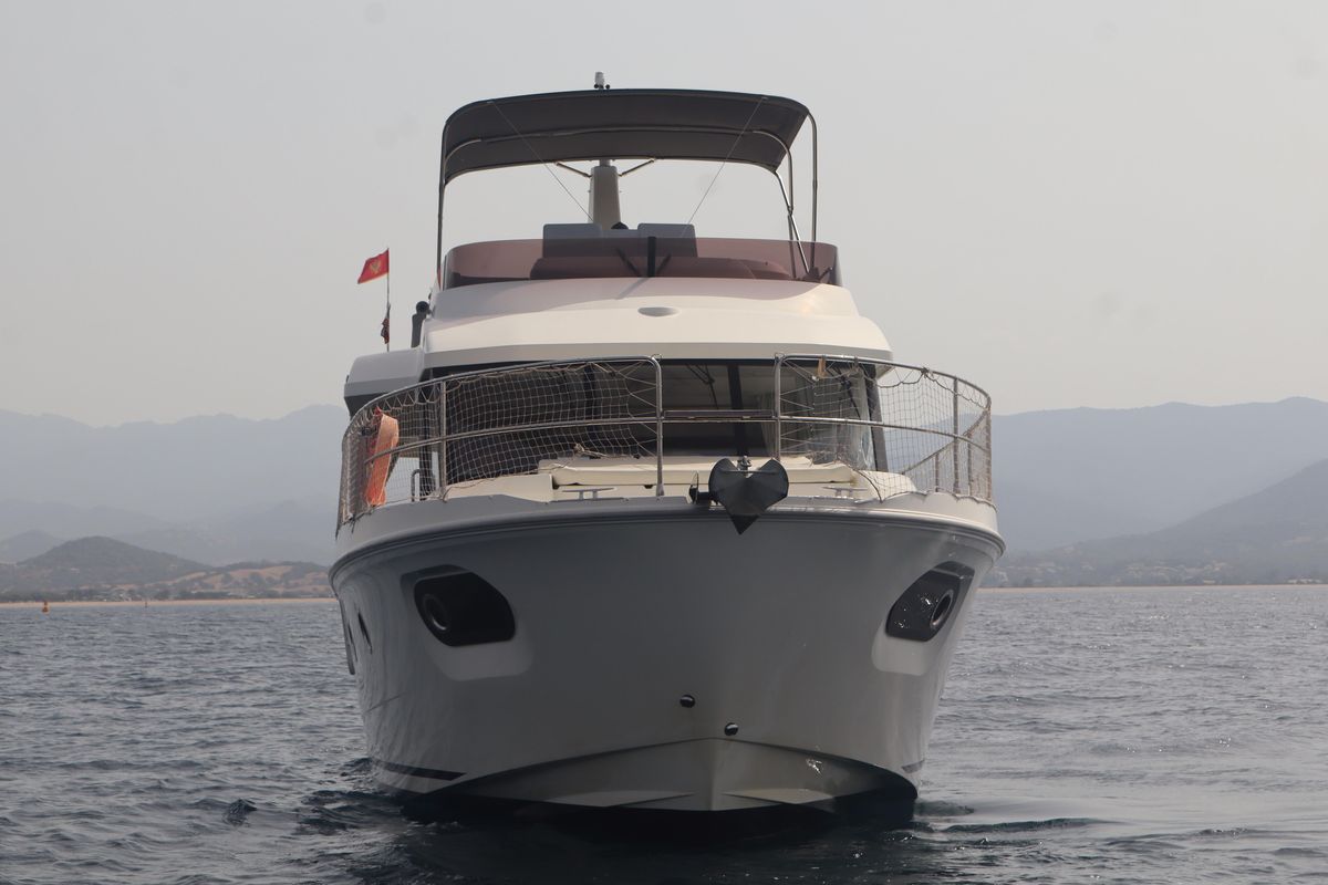 2020 Beneteau 44 