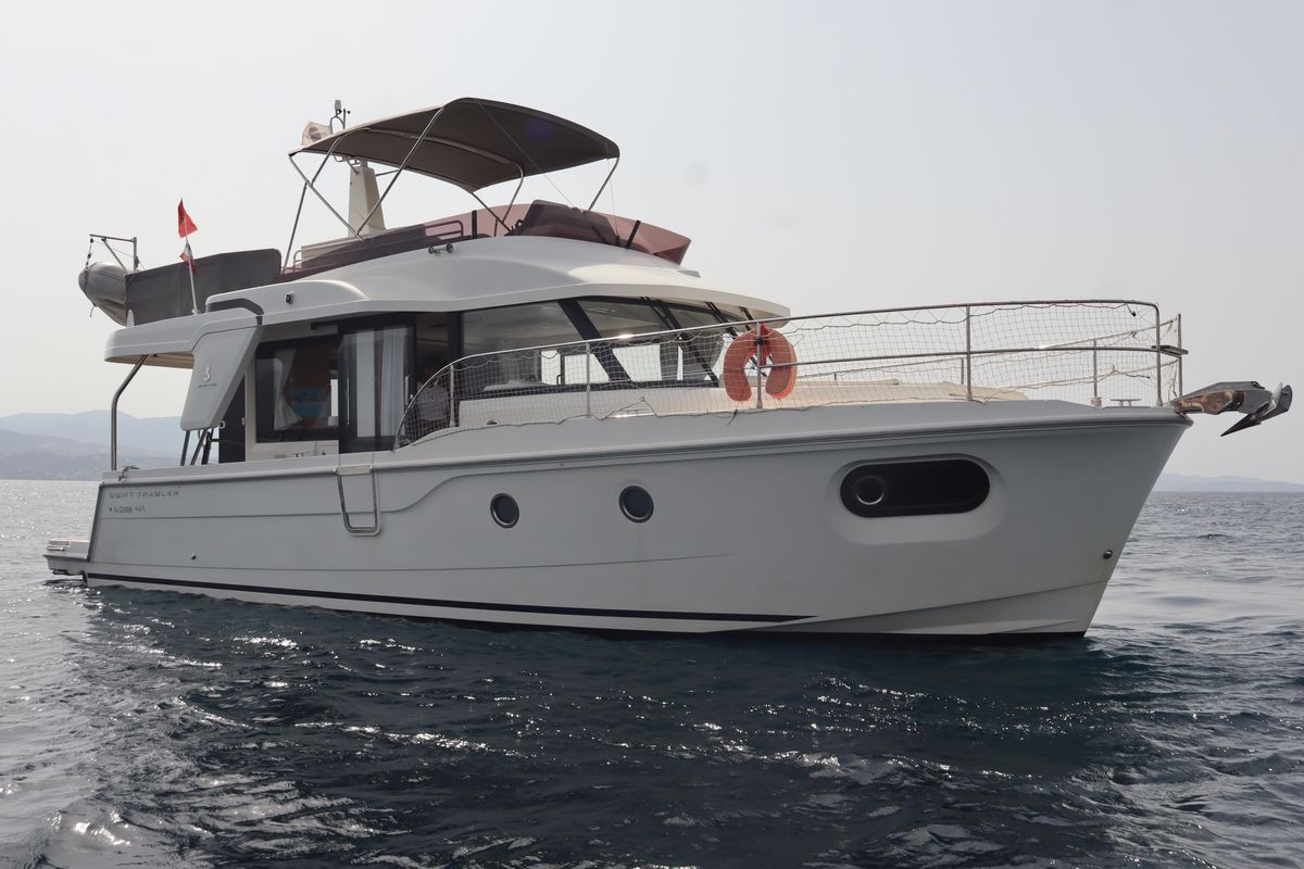 2020 Beneteau 44 