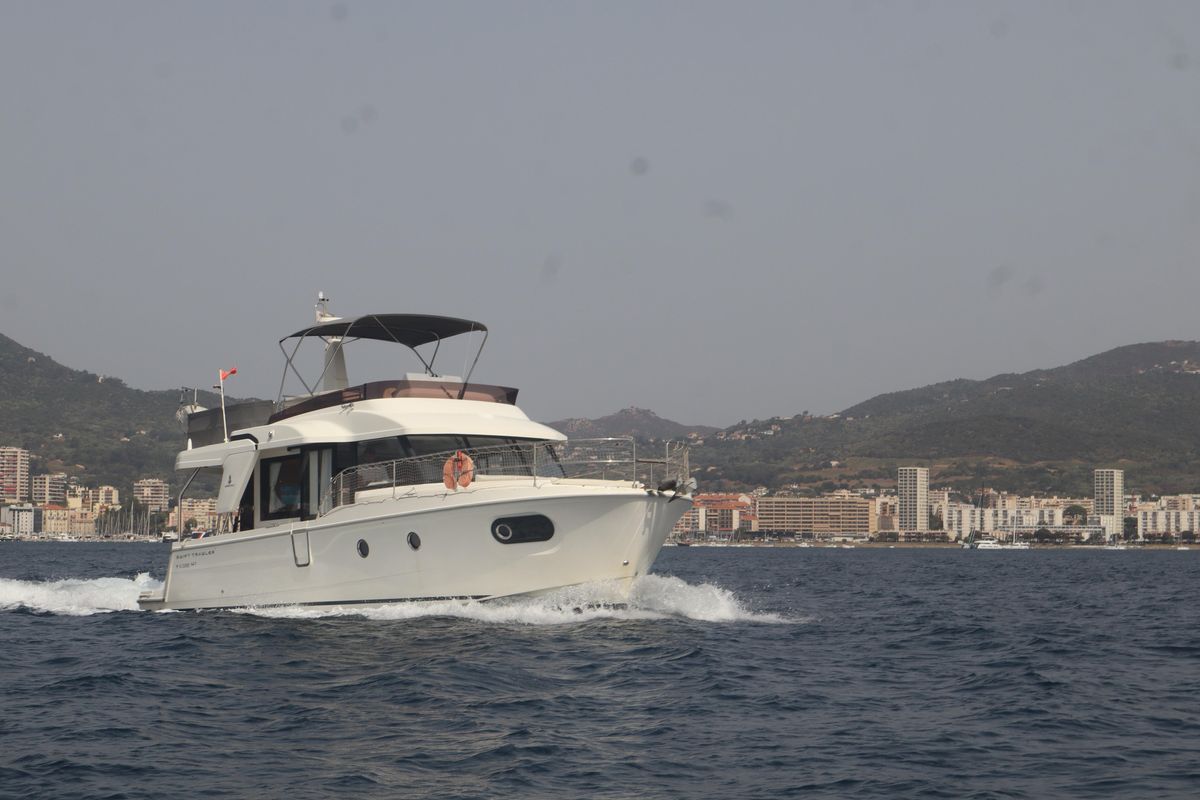 2020 Beneteau 44 