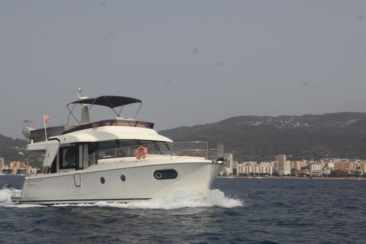 2020 Beneteau 44 