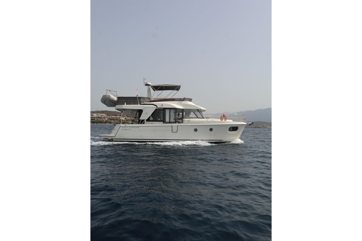 2020 Beneteau 44 