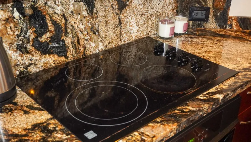 Sunset Grille Yacht Photos Pics 